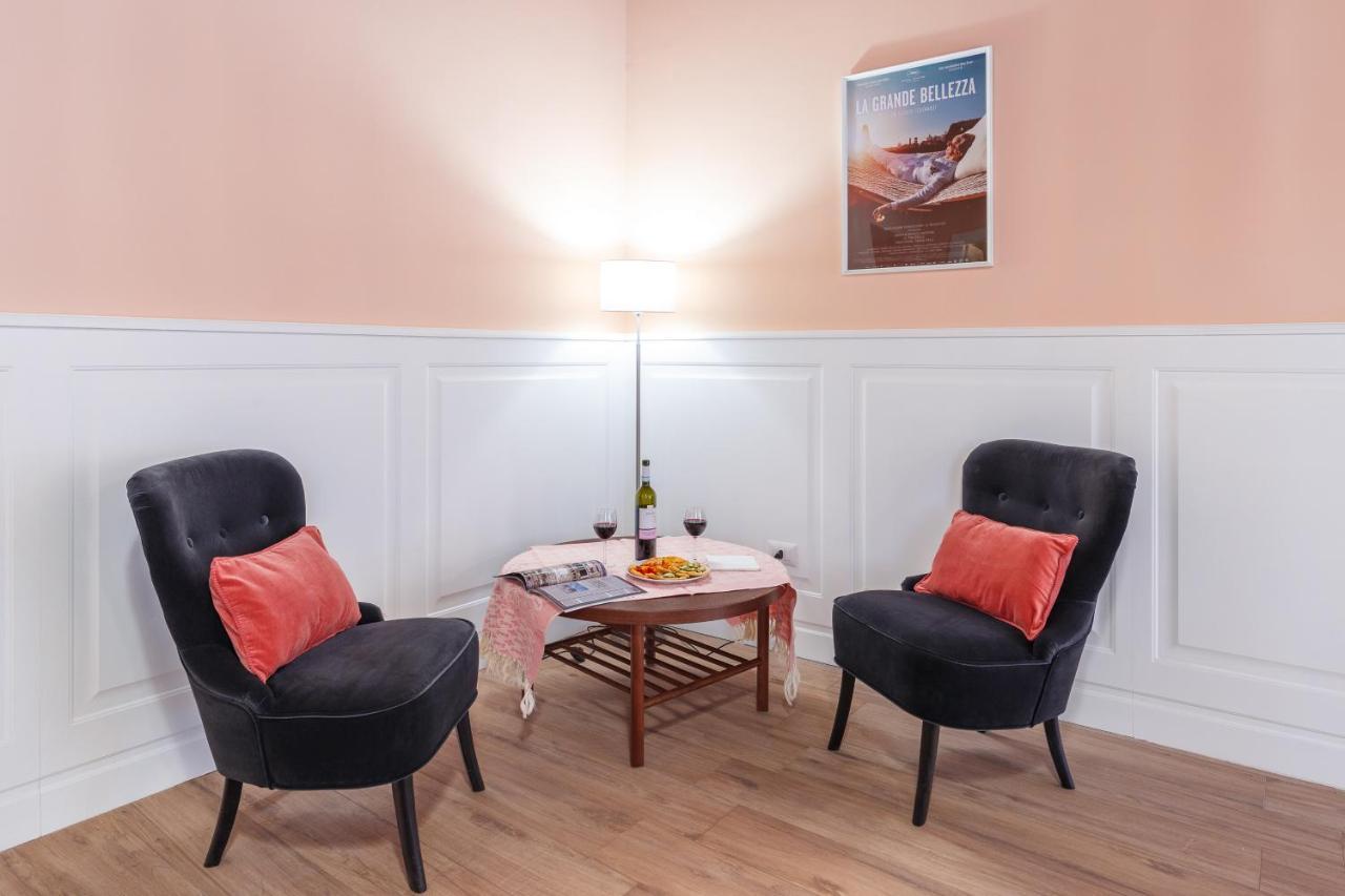 Apartment Casalice Trevi Rom